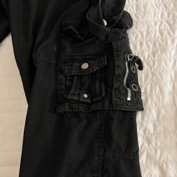 Pants - Picture 5 of 7